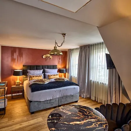 Belvedere Hotel 3*