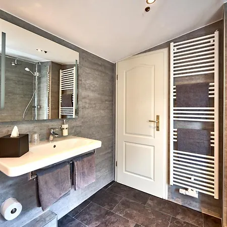 Belvedere Hotel 3*