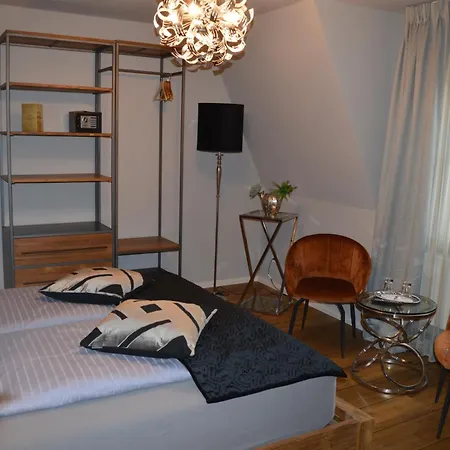 Belvedere 3* רוסטוק