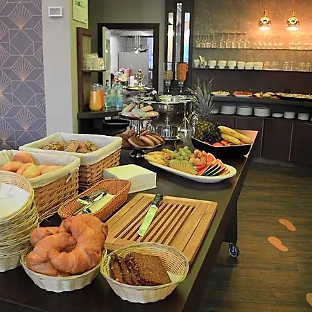 贝尔福德雷尔酒店 3*